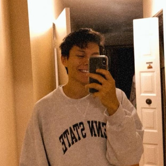 Meet your Posher, Sergio - Picture 1 of 1